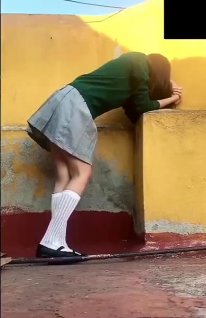 Sexo-publico-perfeito-com-jovem-estudante-Mexicana-poster